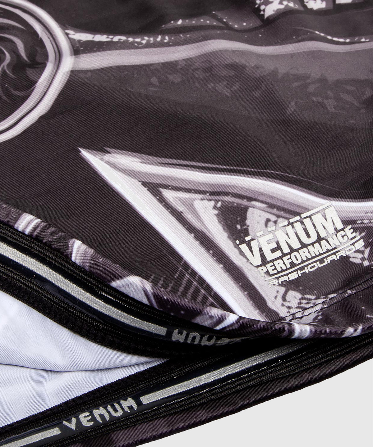 Venum Gladiator 3.0 Rashguard - Schwarz/Weiß - Kurzarm