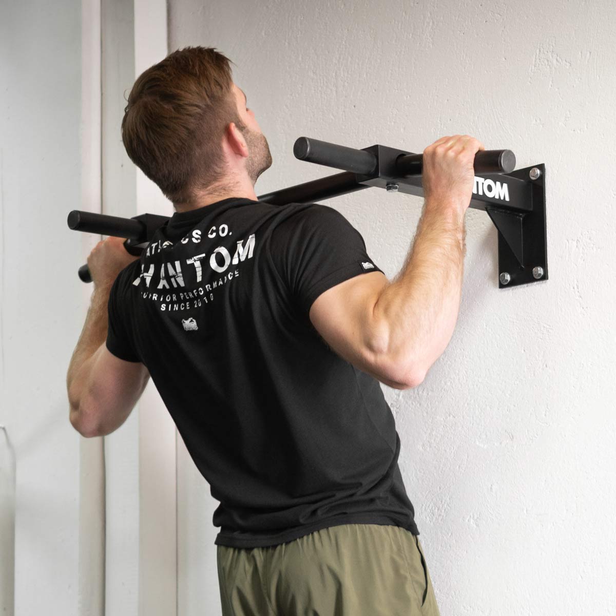 Phantom Athletics Barra de Dominadas de Pared - Negro
