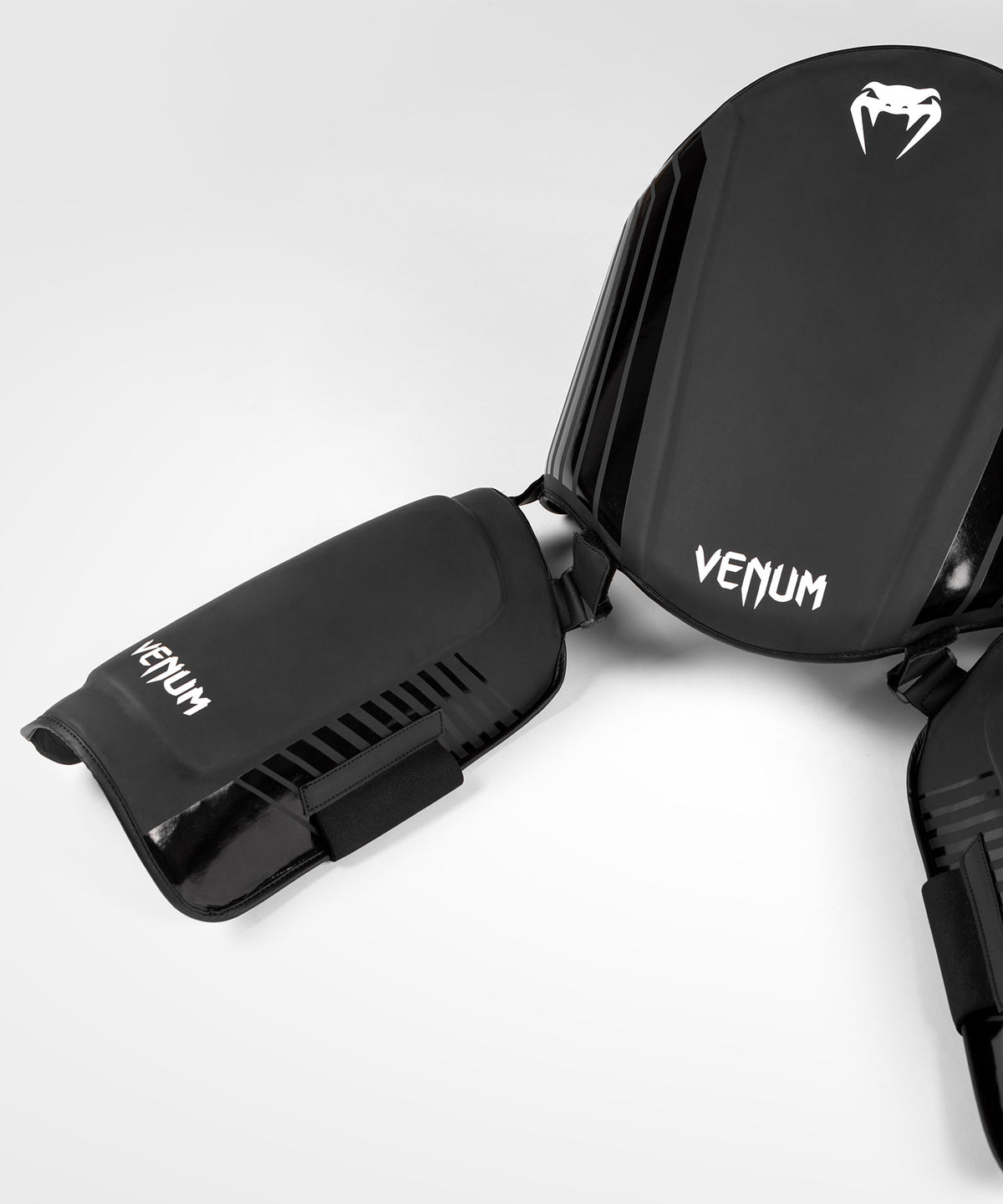 Venum Challenger Belly and Leg Protector - Black/White