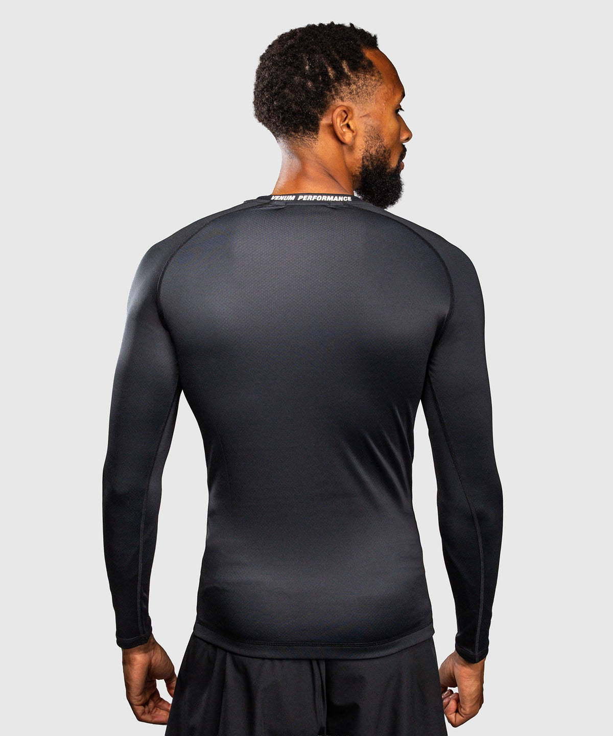 Rashguard à Manches Longues Venum Edge – Noir/Sable