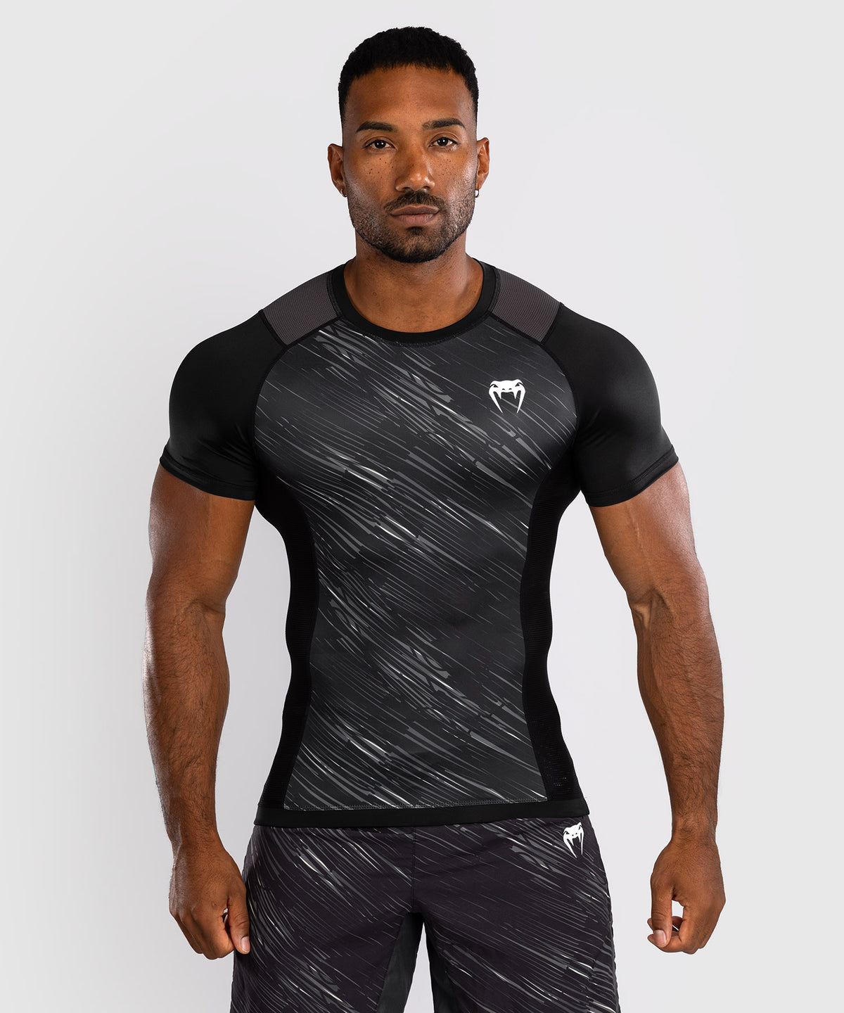 Venum Rapid Short Sleeve Rashguard - Black/Storm Grey