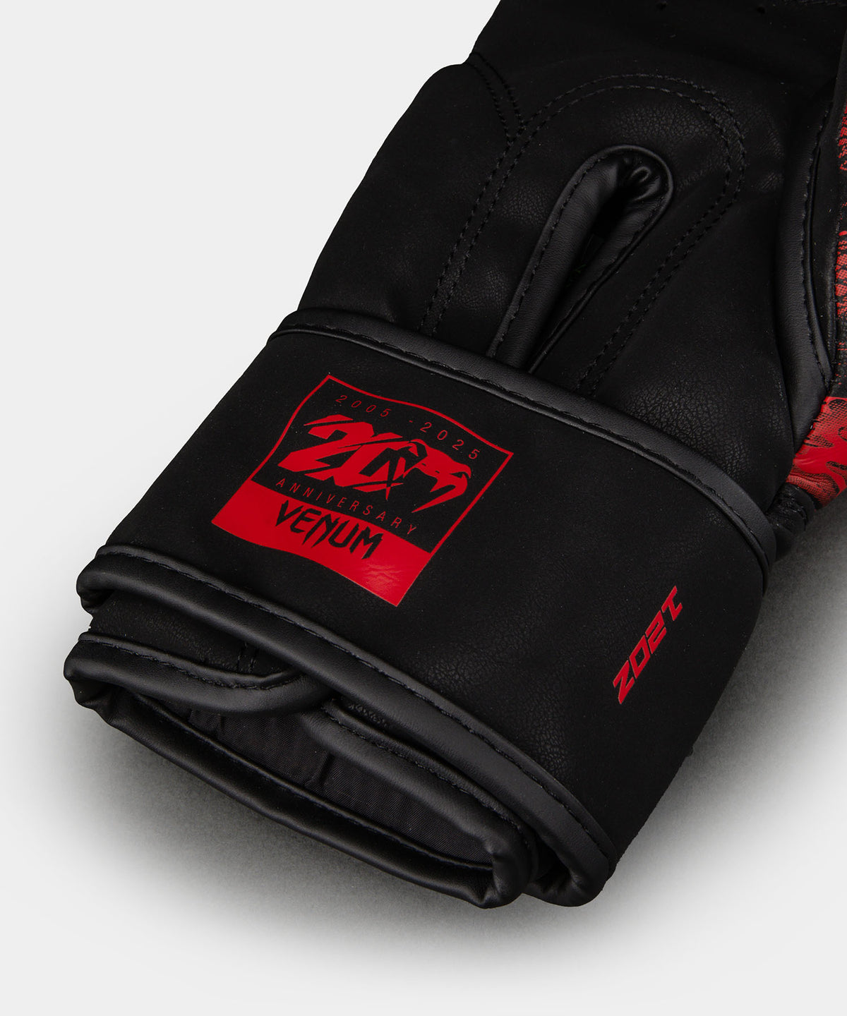 Gants de Boxe Venum Impact 20th Anniversary - Noir/Rouge