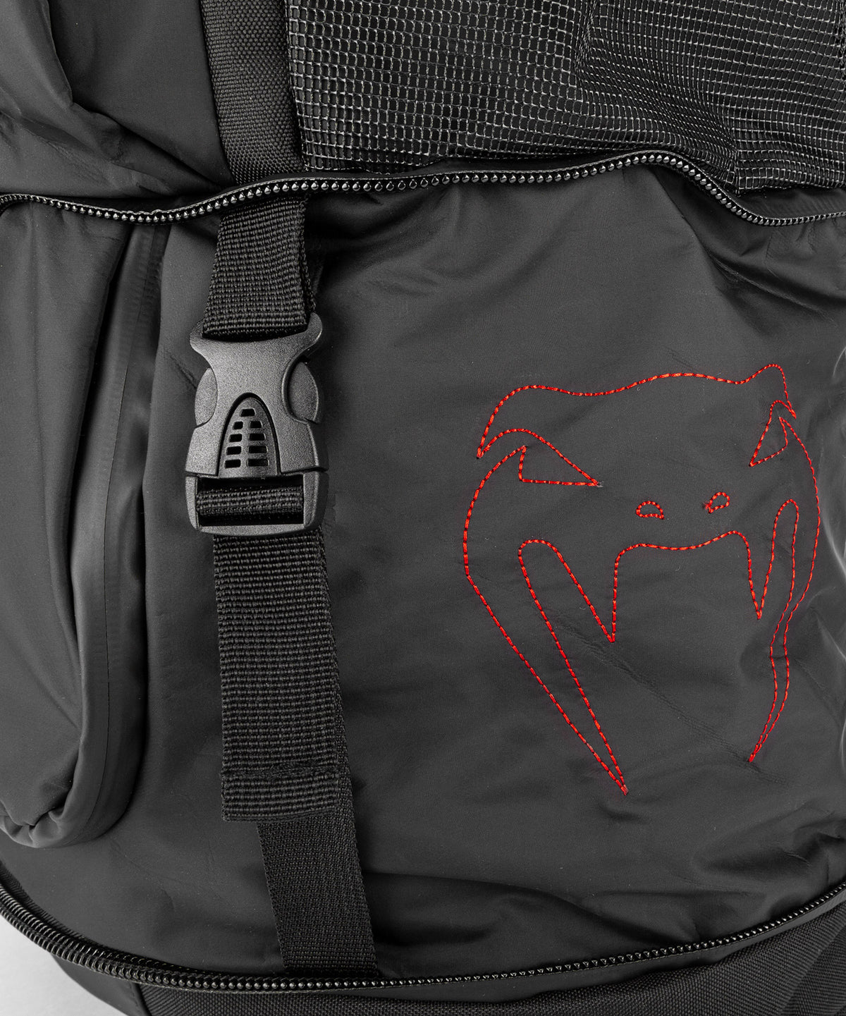 Venum Challenger Xtrem Evo Rucksack (50-63L) – Schwarz/Rot