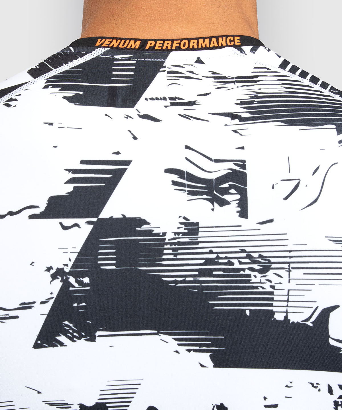UFC Zenith by Venum Authentic Fight Week Performance Langarm Rashguard Herren - Weiß
