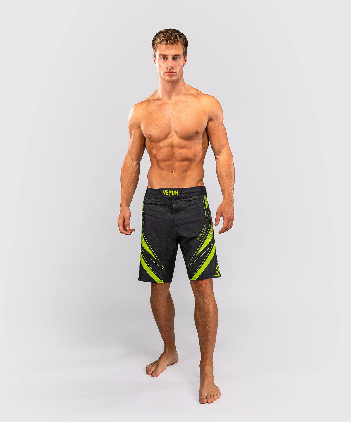 Venum Amazonia Reborn Pantalón corto de MMA - Negro/Verde