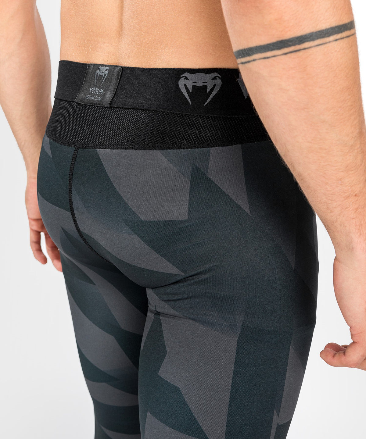 Pantalones de Compresión Venum Razor - Negro/Dorado