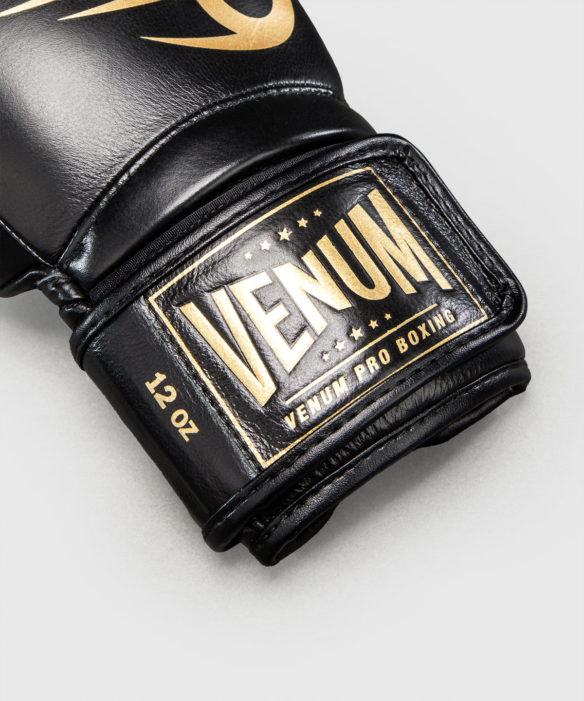 Gants de boxe Venum Giant 2.0 Mike Tyson Pro – Noir/Or + Sac inclus