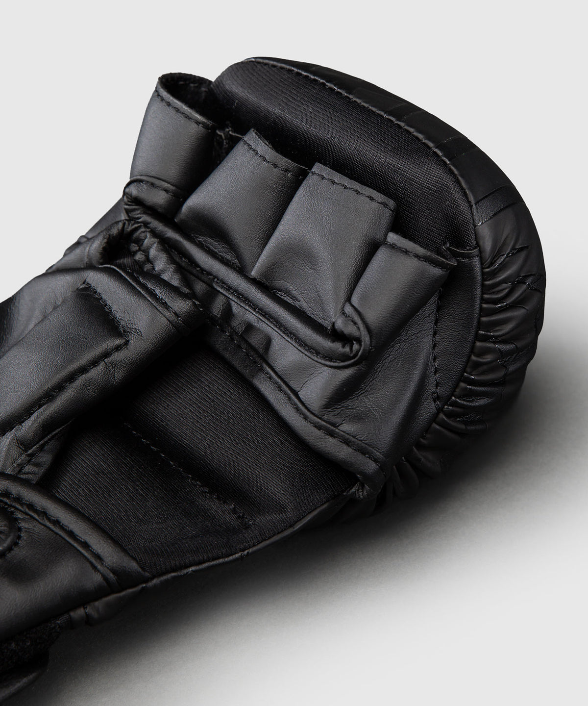 Venum Contender 1.5 XT 3D Guantes de Sparring - Negro/Oro