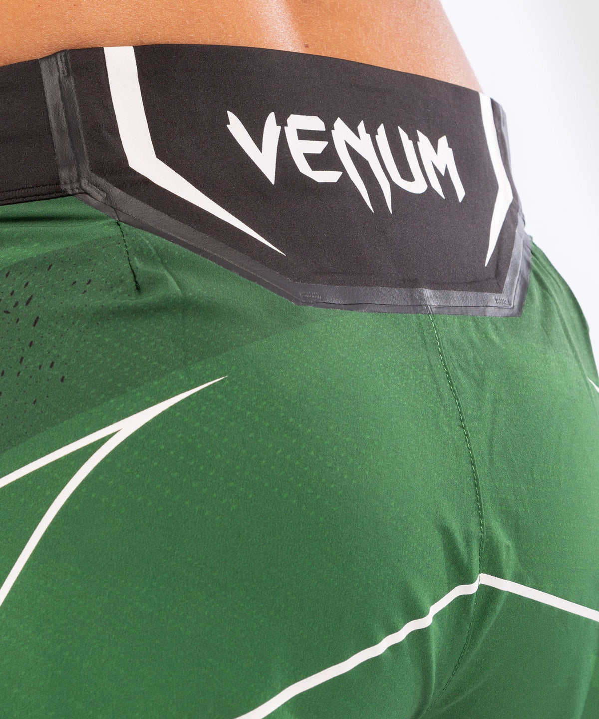 Venum Authentic Fight Night UFC Damen Fightshorts - Kurz geschnitten - Grün