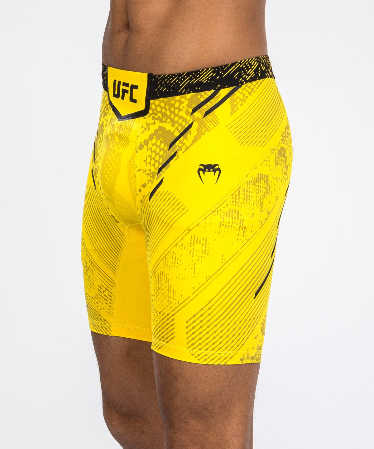 UFC Adrenaline by Venum Authentic Fight Night Herren Kompressionsshorts - Gelb