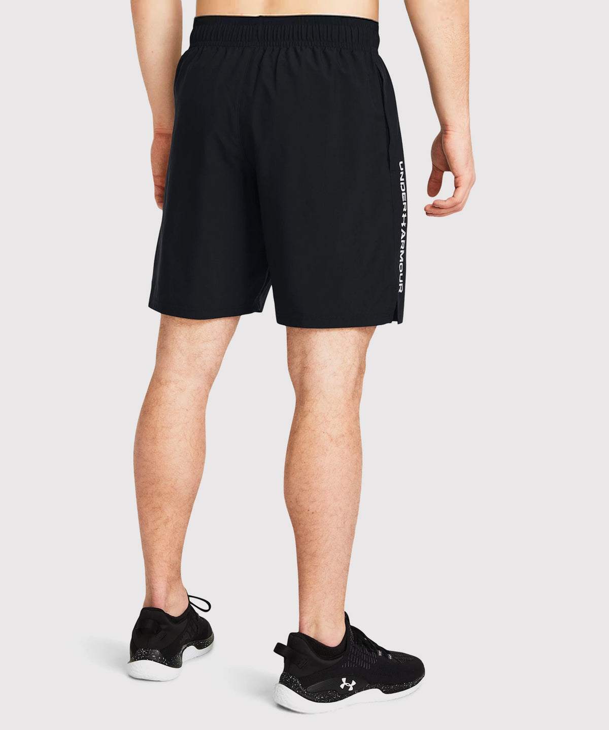 Under Armour Ua Woven Wordmark Shorts – Negro