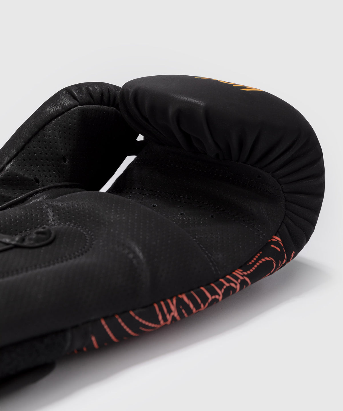 Venum Impact Quetzal Fury Boxhandschuhe - Schwarz/Fury Rot/Tangerine
