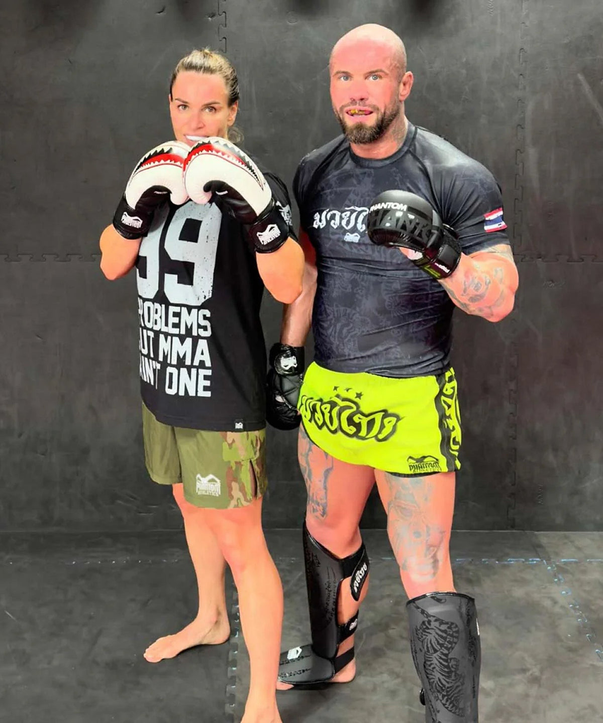 Phantom Athletics Muay Thai Rashguard - Negro