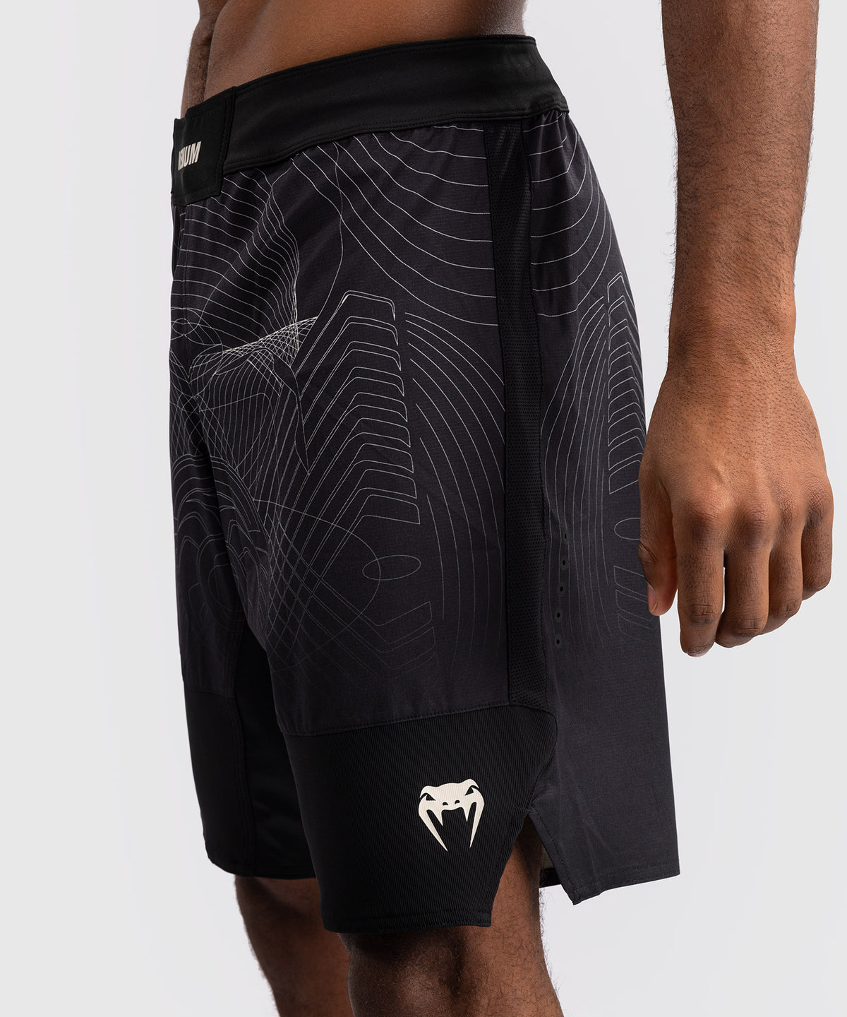 Venum G-Fit Air Pantaloncini da Combattimento - Nero Profondo/Sabbia Del Deserto