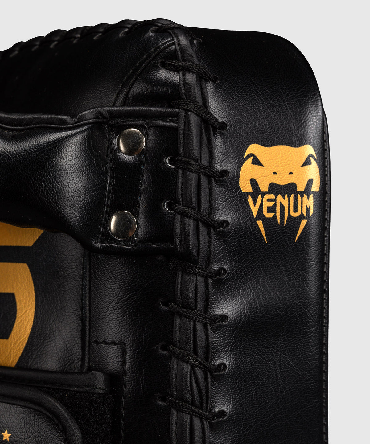 Venum Giant Paos (Par) - Negro/Oro