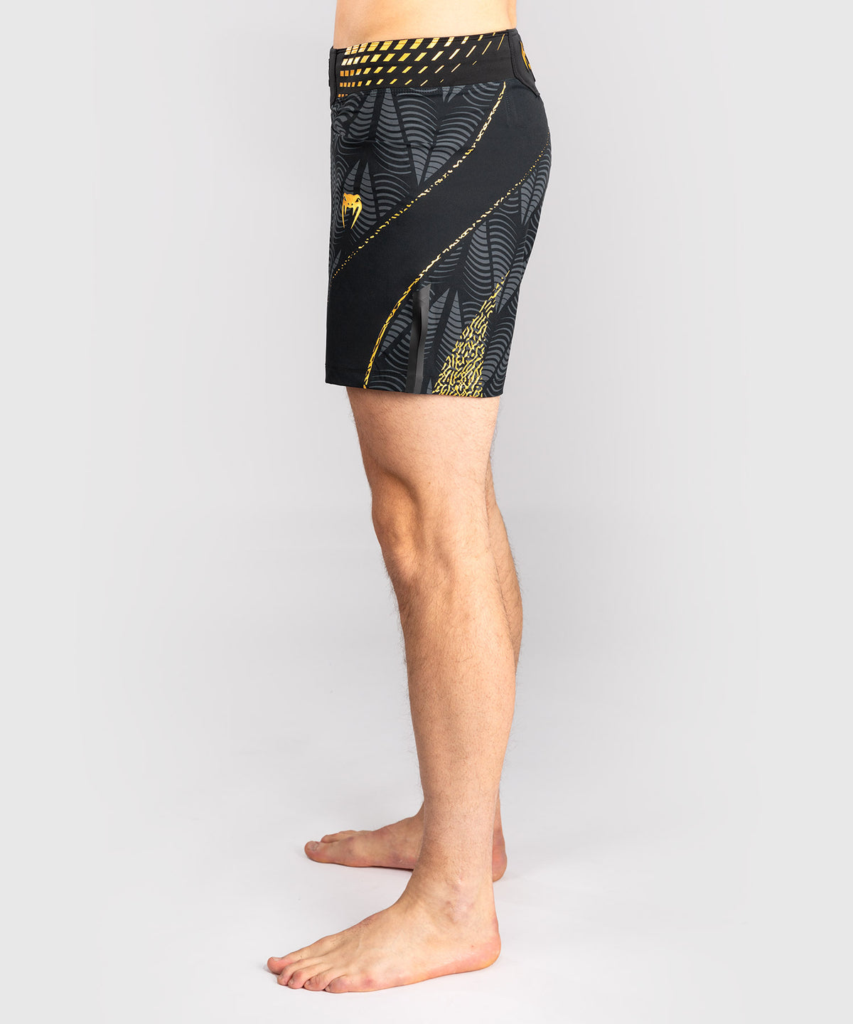 UFC Zenith by Venum Authentic Fight Night Pantaloncini da combattimento Fit corto Uomo - Champion