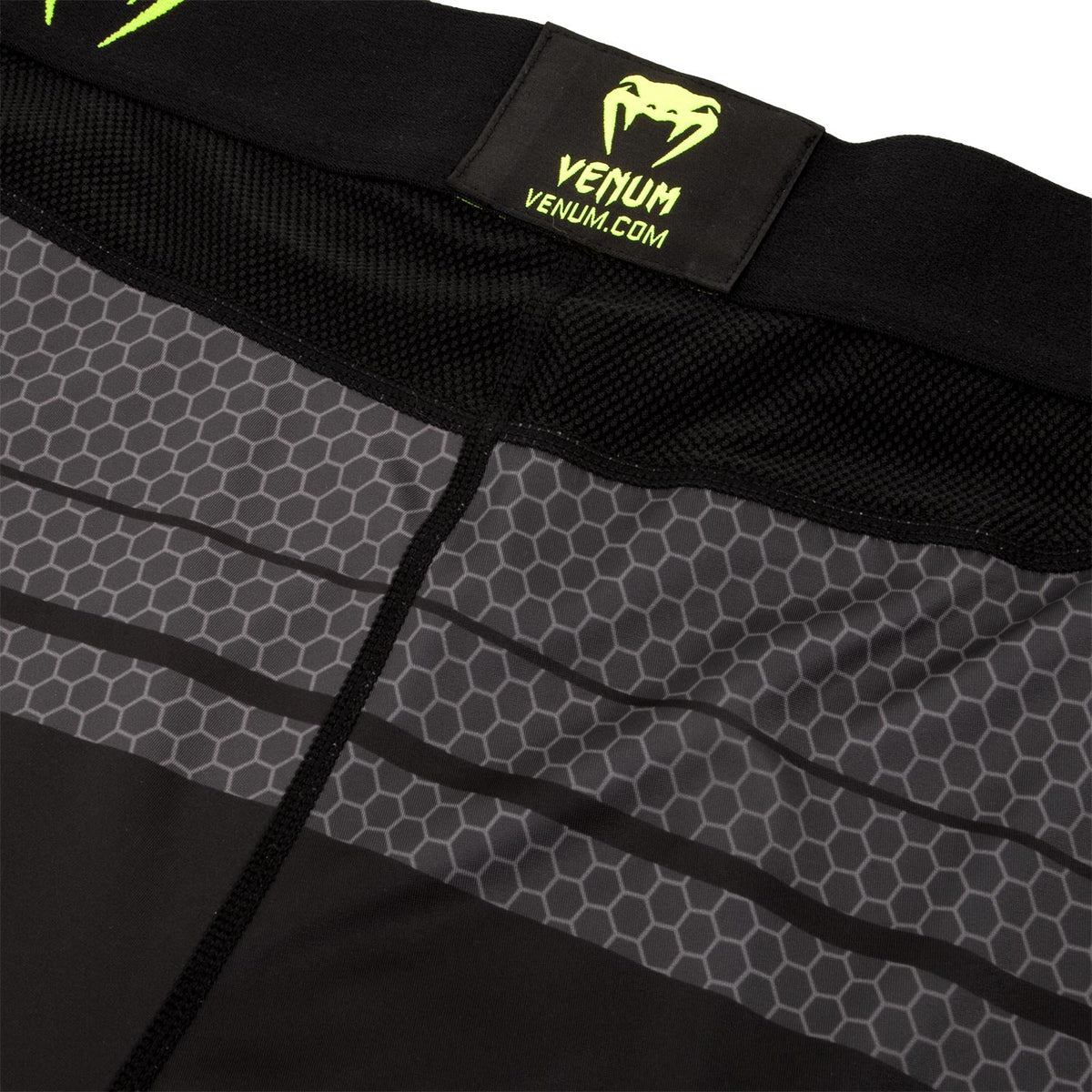 Pantaloni a compressione Venum Technical 2.0 - Neri/Gialli