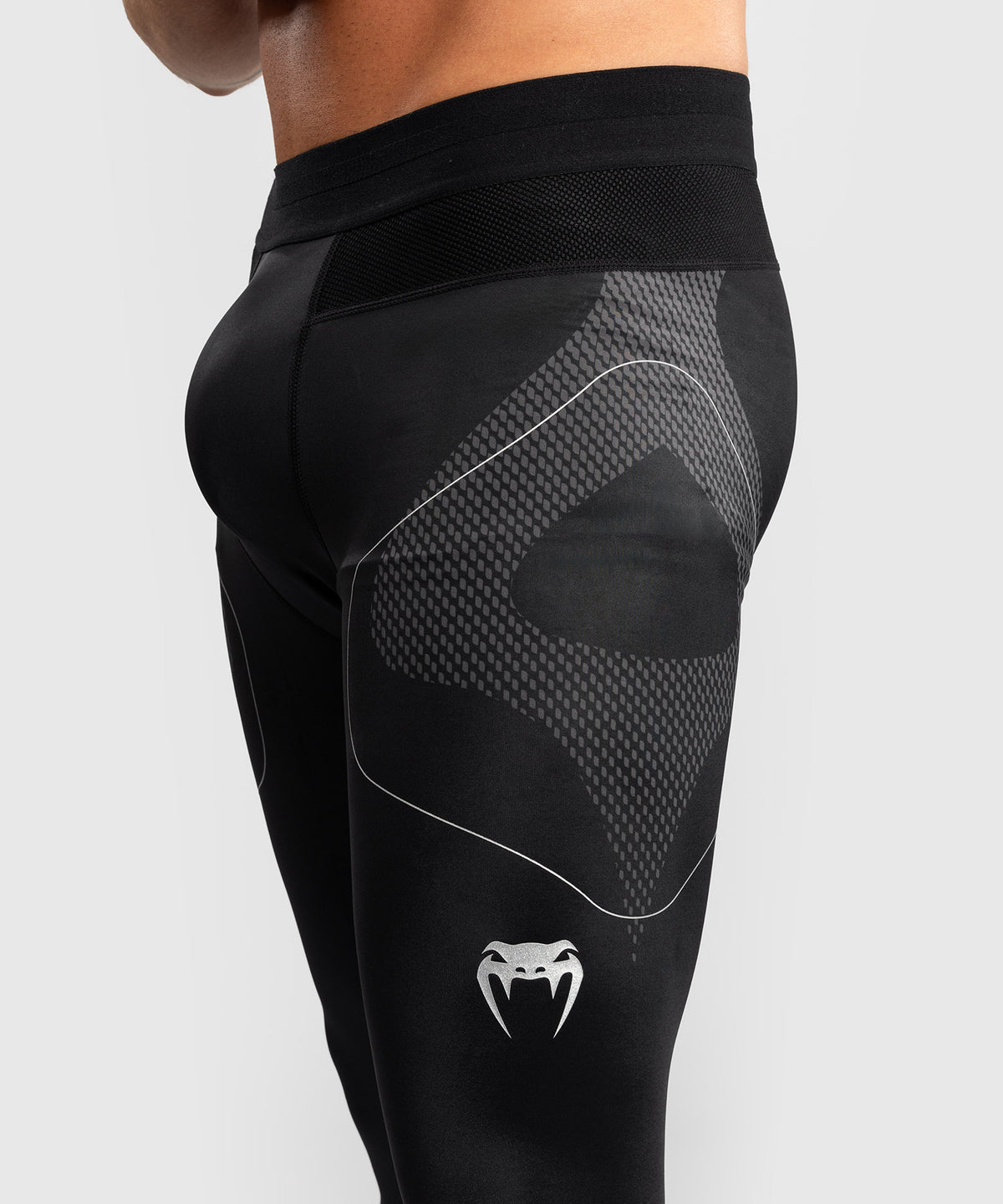 Venum Nexus Spats - Black/Silver