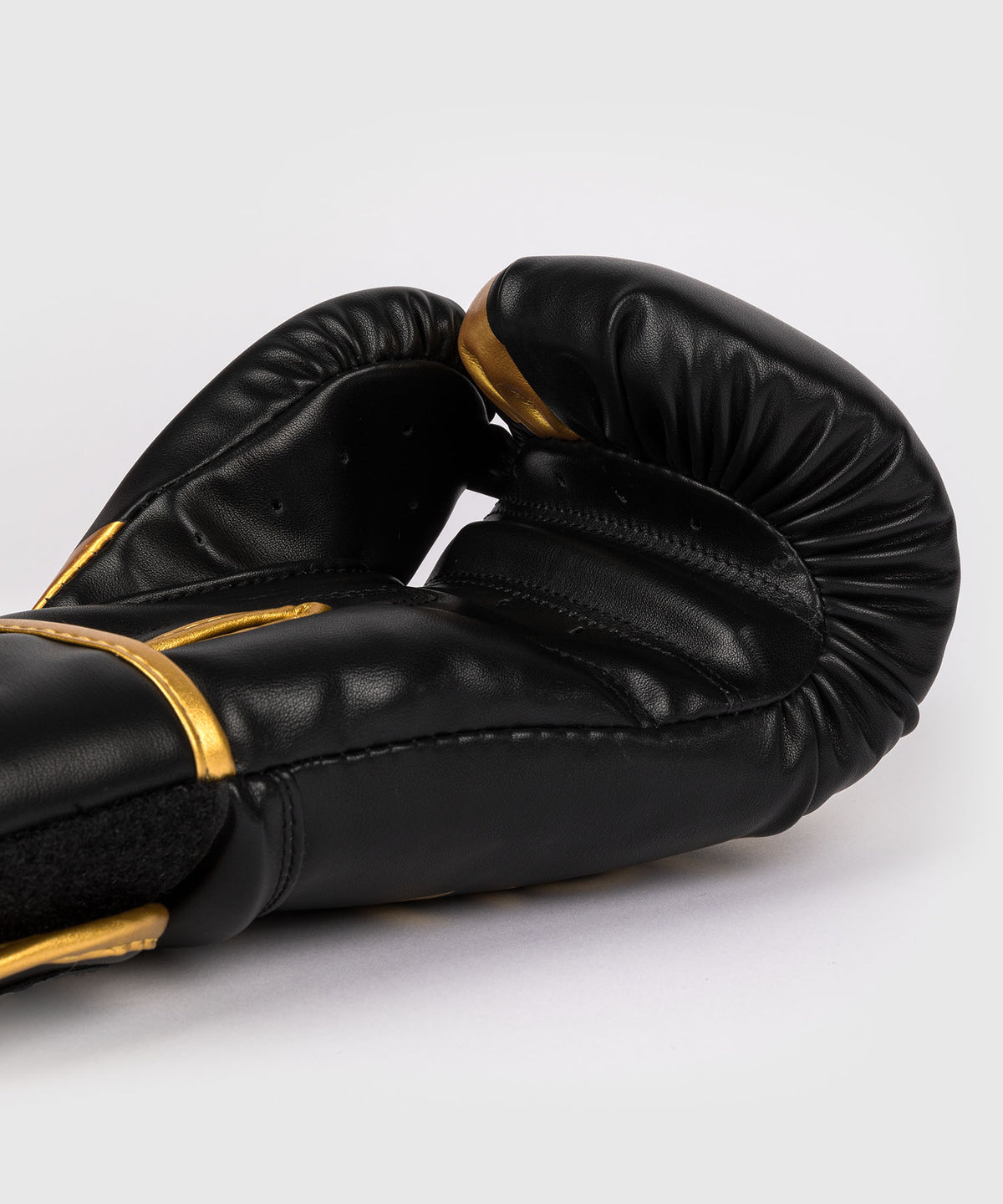 Venum Challenger 2.5 Boxhandschuhe – Schwarz/Gold