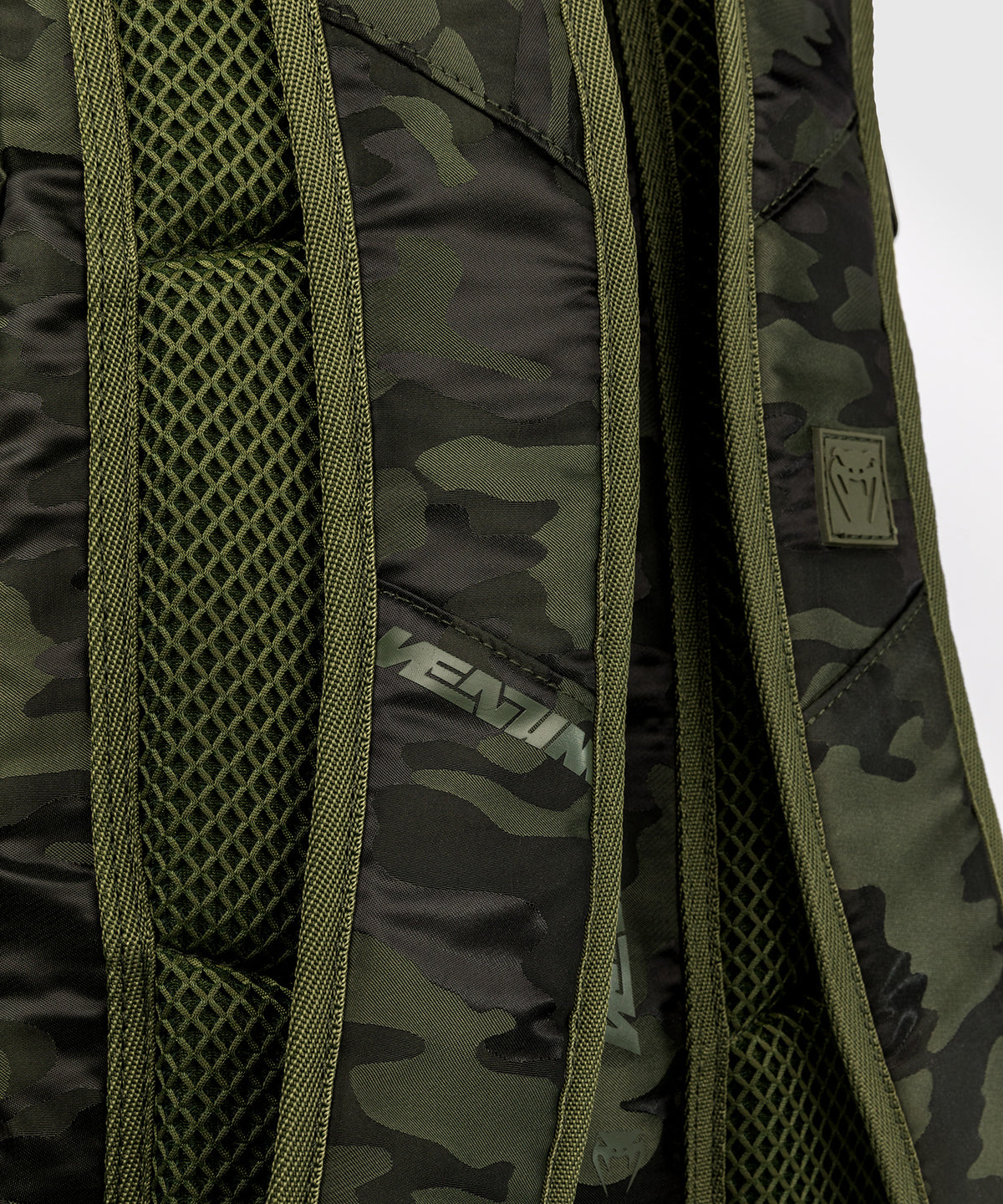 Sac à Dos Venum Challenger Pro (20-25L) – Kaki/Camo