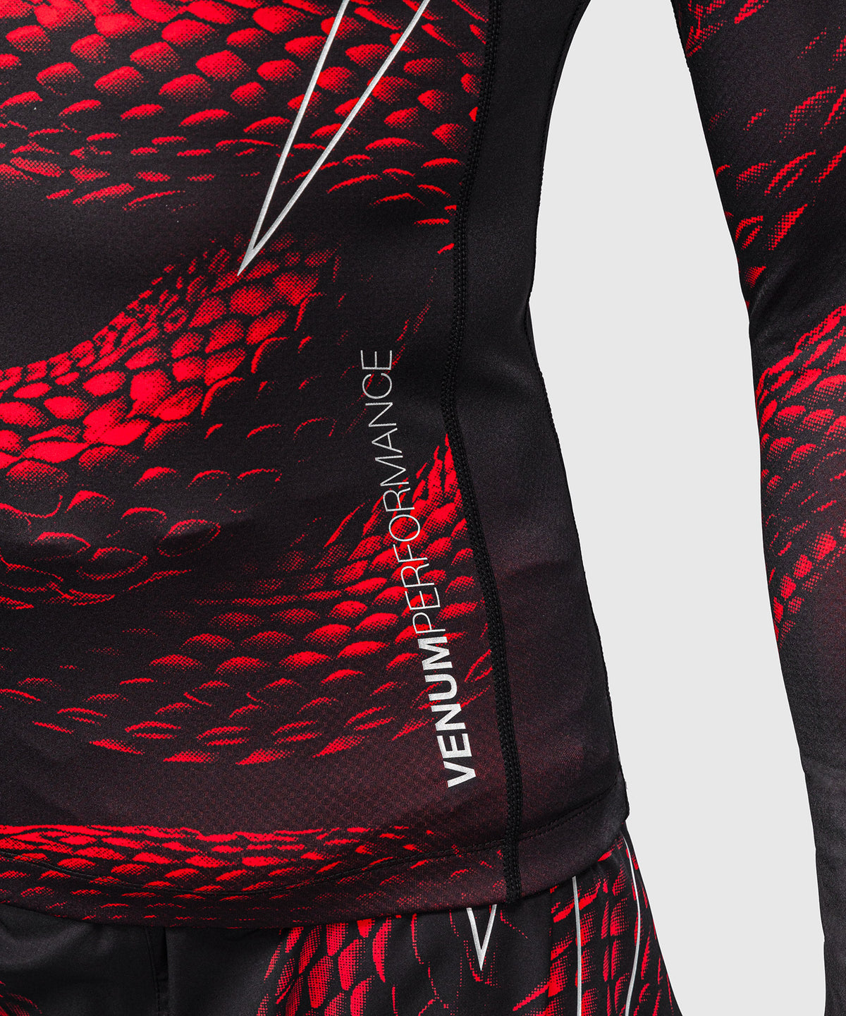 Venum Matupa Rashguard a Maniche Lunghe - Nero/Rosso/Argento