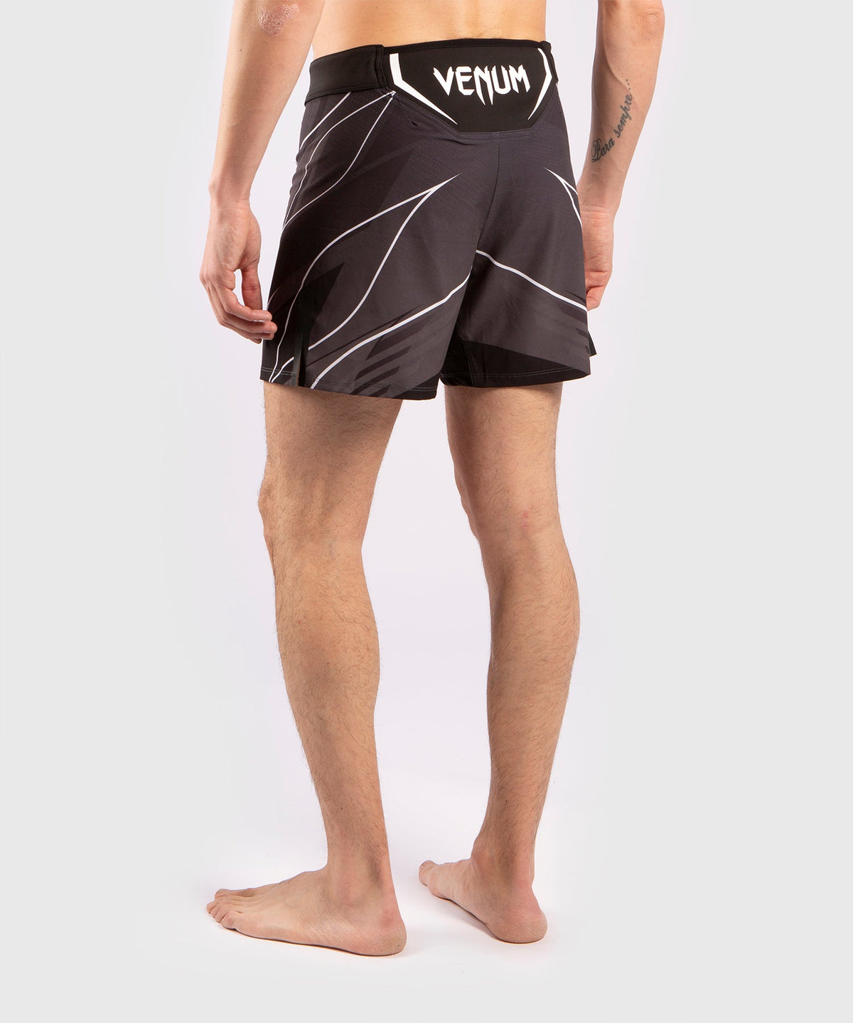 Venum Pro Line Herren UFC Fightshorts - Schwarz