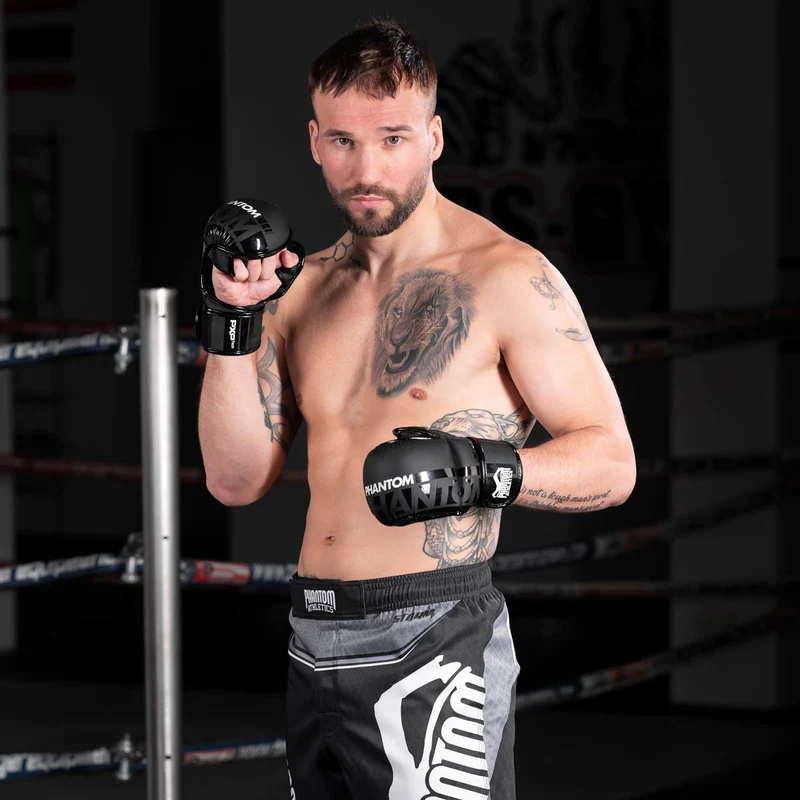 Phantom Athletics Apex MMA-Sparring-Handschuhe - Schwarz