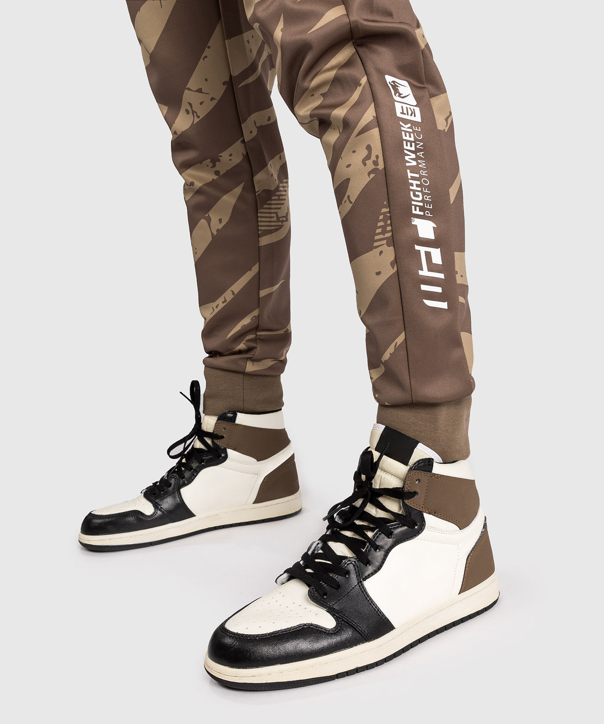 UFC Adrenaline By Venum Fight Week Pantalón de Hombre - Desert Camo