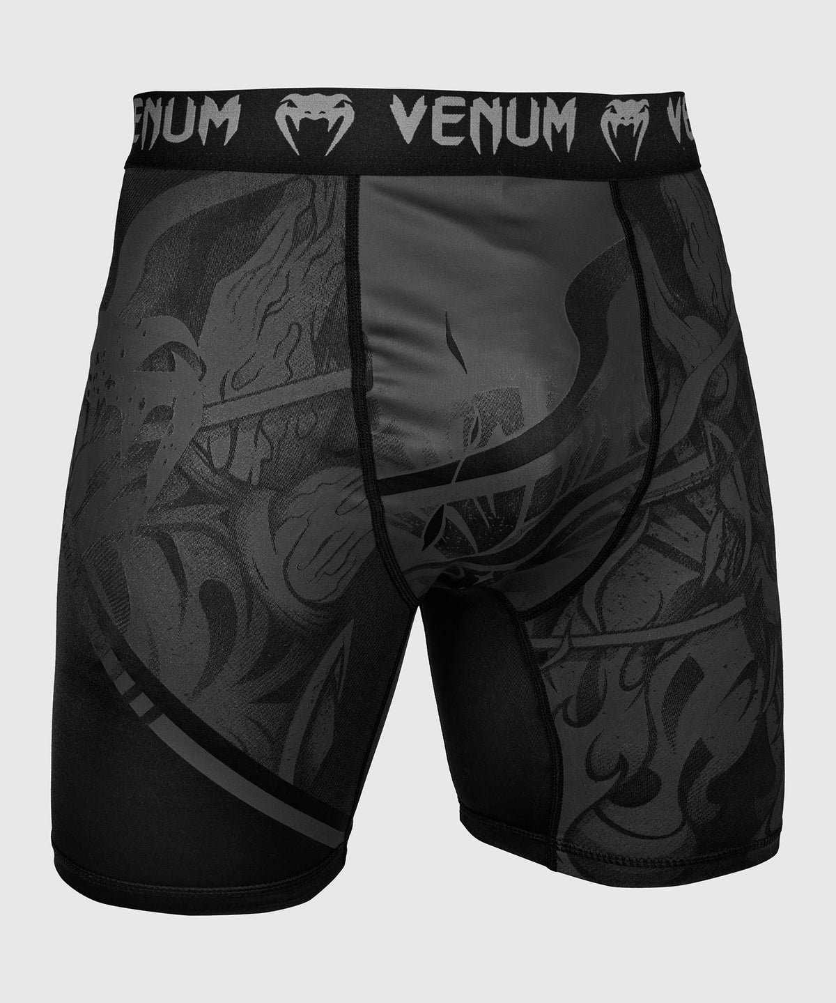Pantaloncino da vale tudo Venum Devil - Neri/Neri