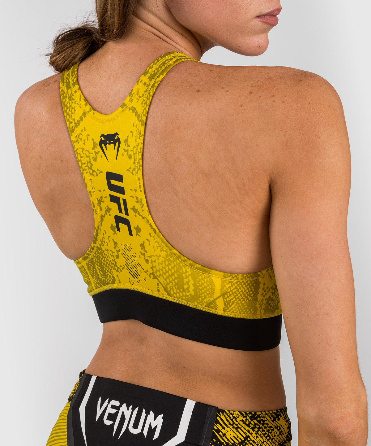 UFC Adrenaline by Venum Authentic Fight Night Sujetador deportivo para Mujer - Amarillo