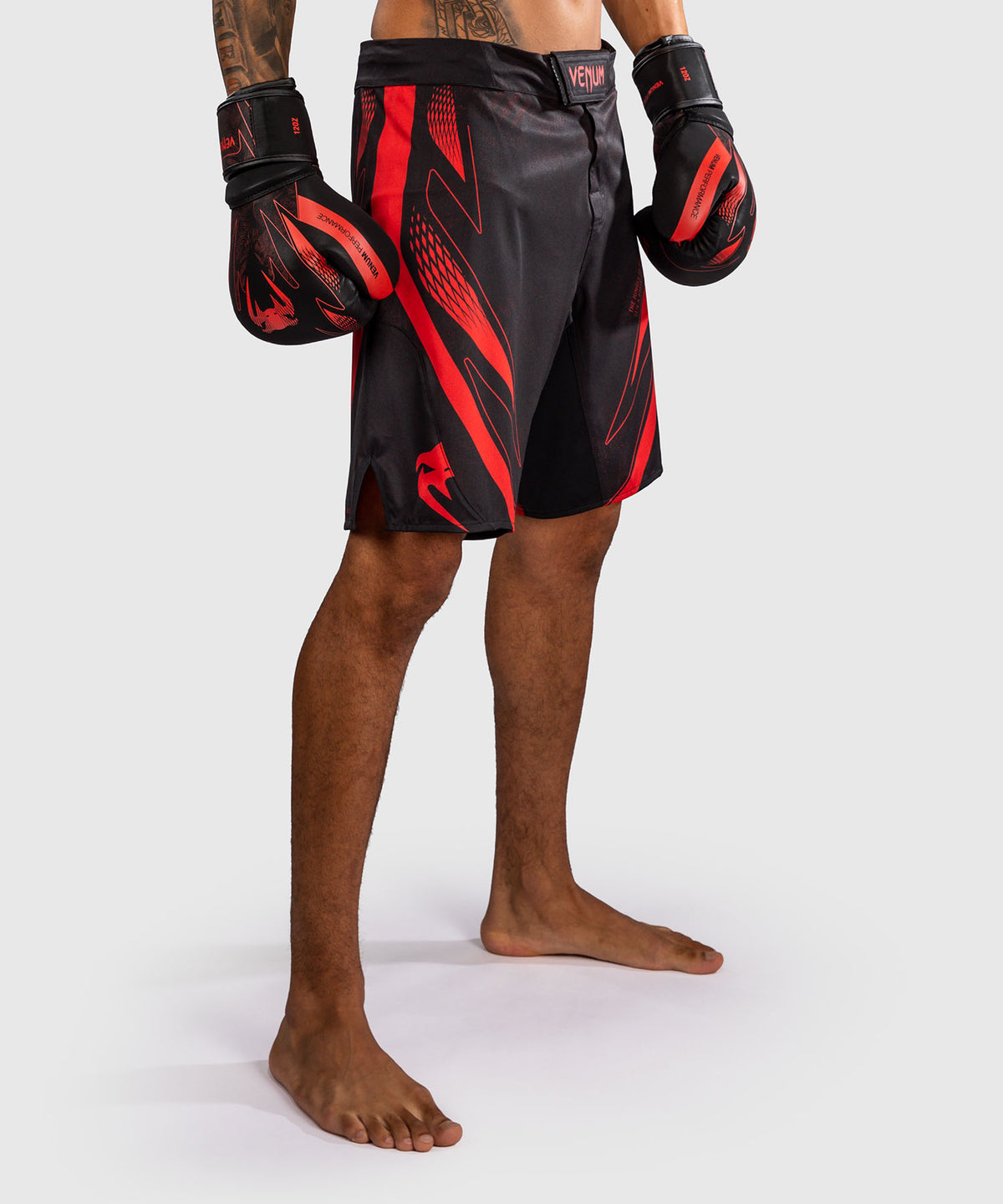 Venum Amazonia Reborn Fightshorts - Black/Red