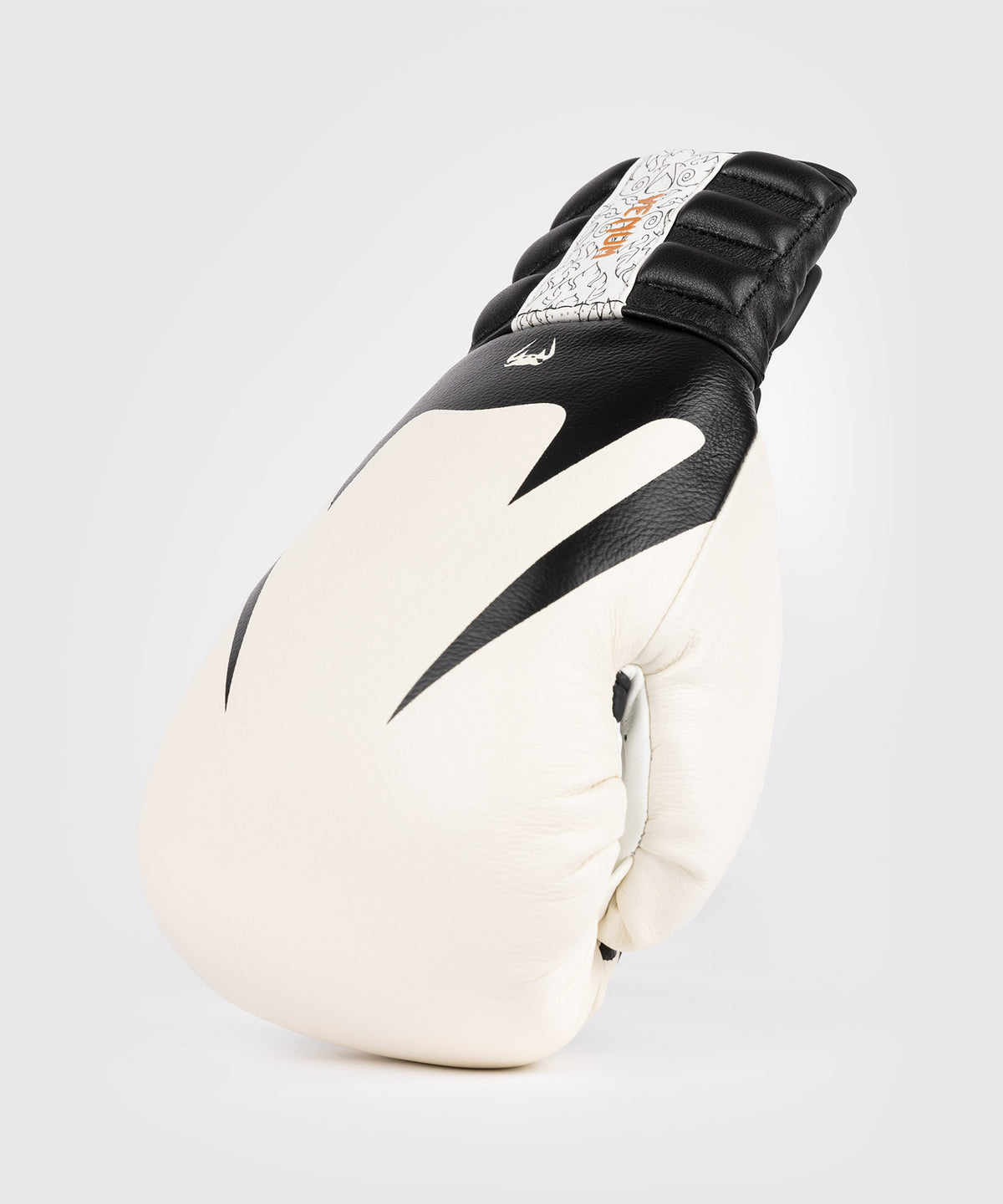 Venum Reverso Boxing Gloves - Snow White/Black