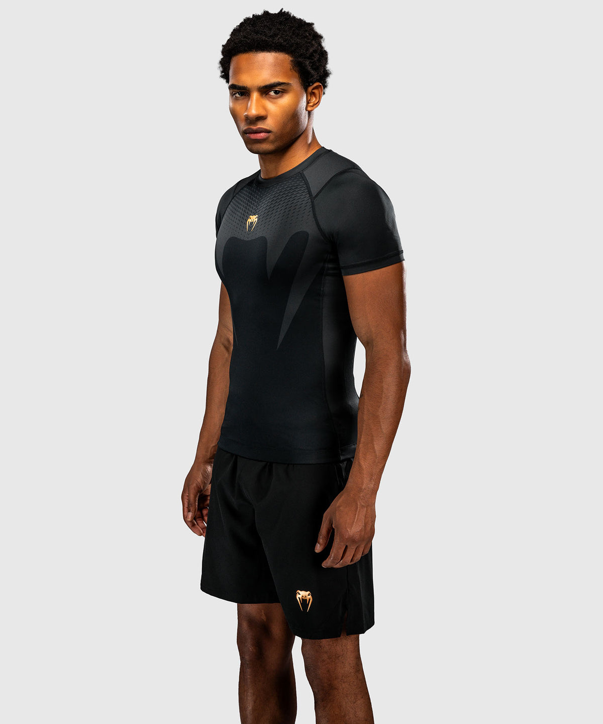 Venum Attack Rashguard a maniche corte - Nero/Oro