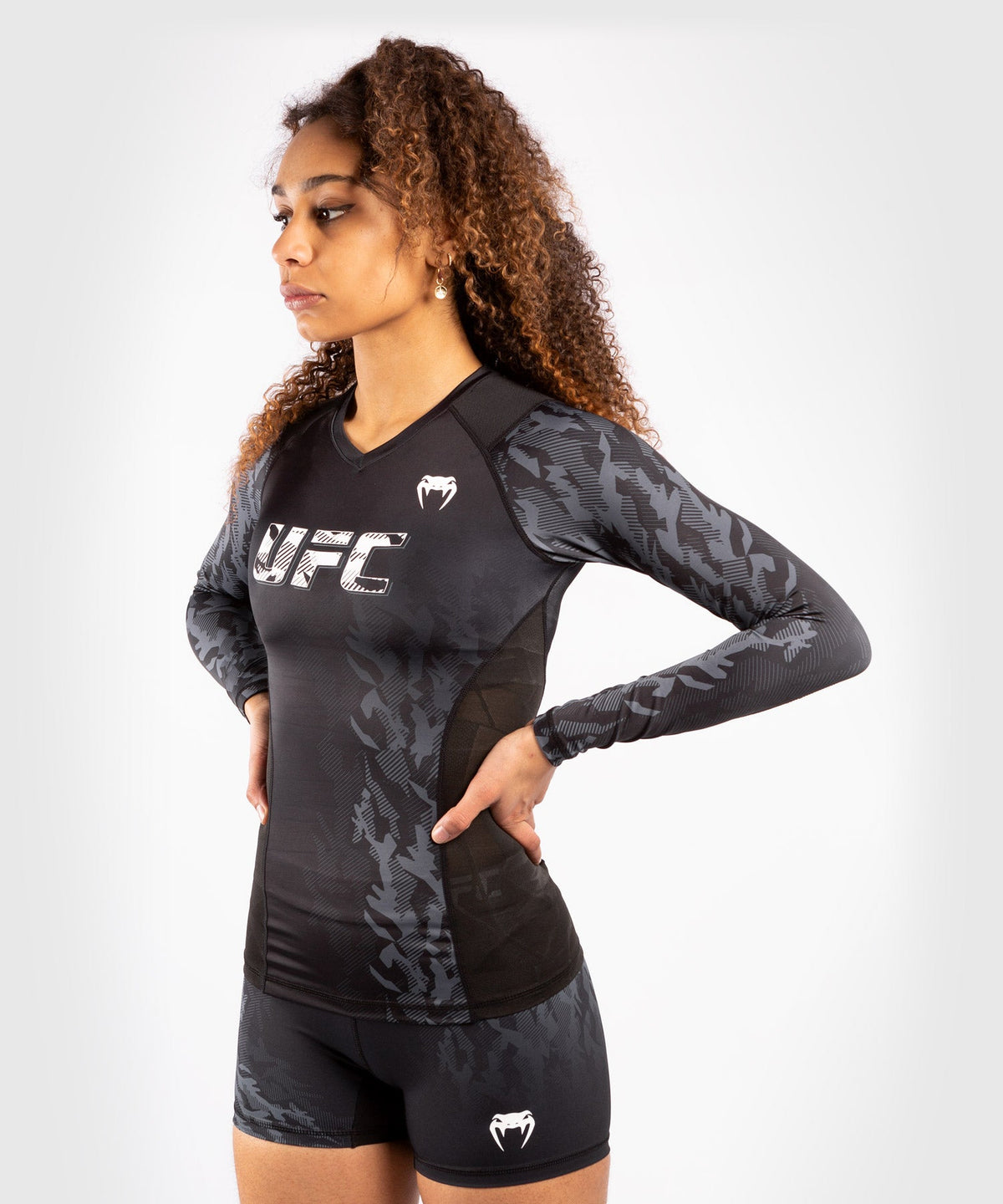 Damen UFC Venum Authentic Fight Week Kompressions-T-Shirt Langarm - Schwarz