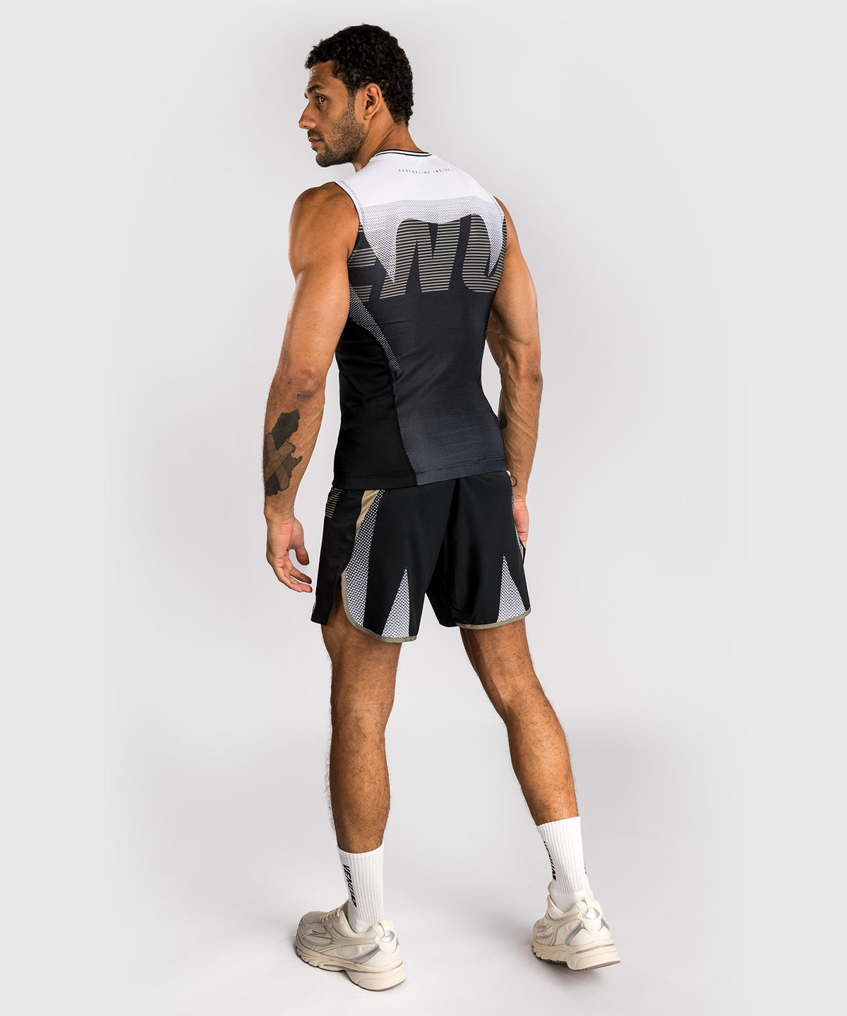 Venum Adrenaline Rashguards Sin Mangas – Negro/Arena
