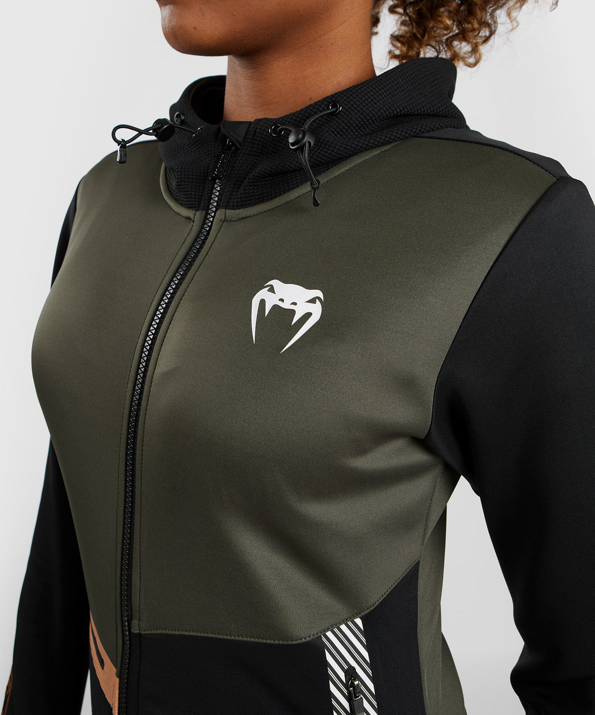 UFC Adrenaline by Venum Fight Week Sudadera con capucha y cremallera para mujer - Caqui/Bronce
