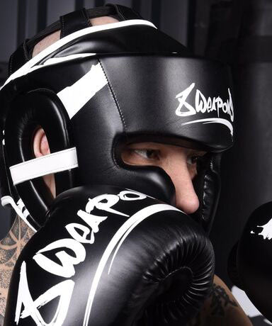 8 Weapons Unlimited Casco de Boxeo - Negro/Blanco