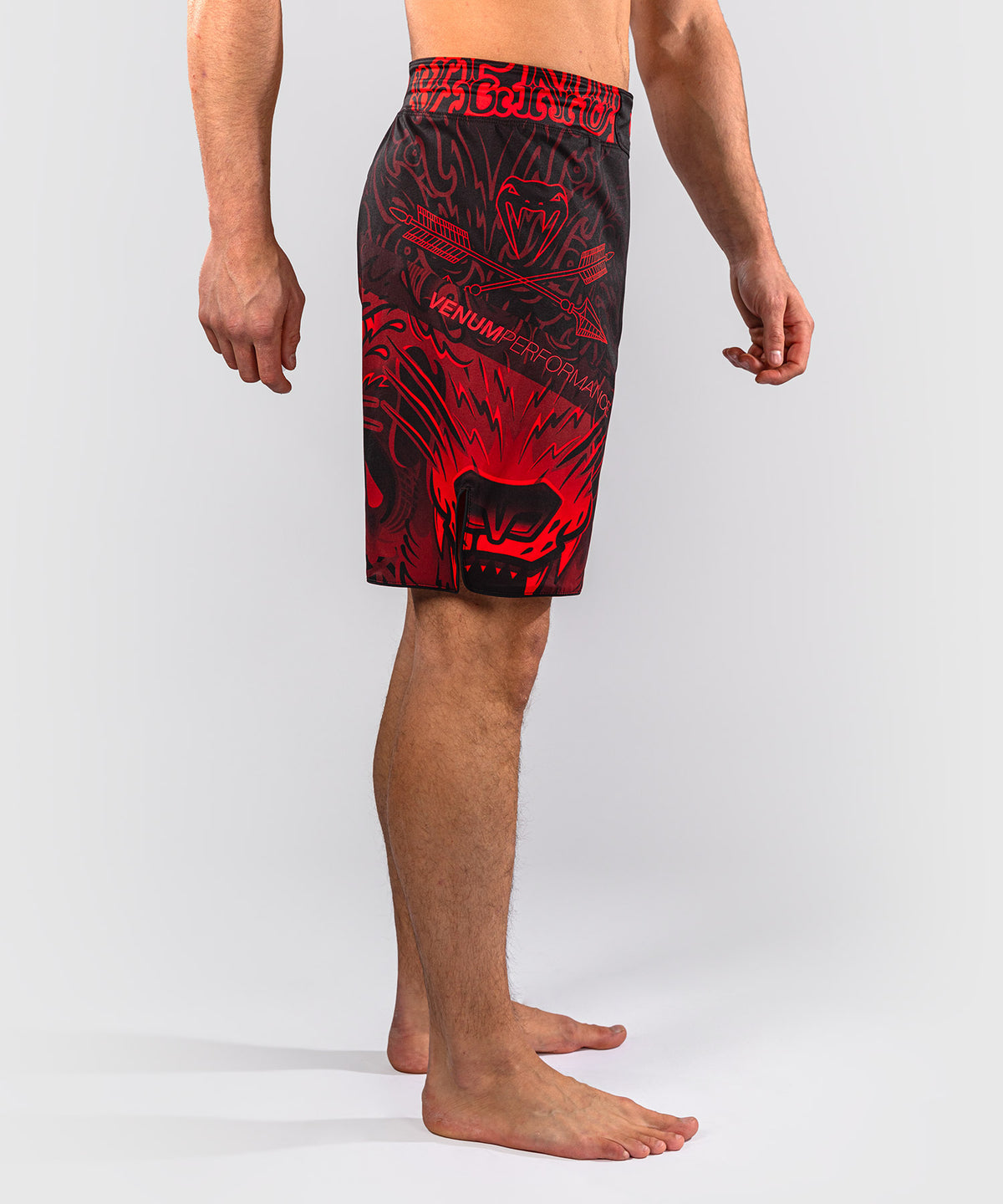 Short de Combat Venum Wolf Atak – Noir/Rouge
