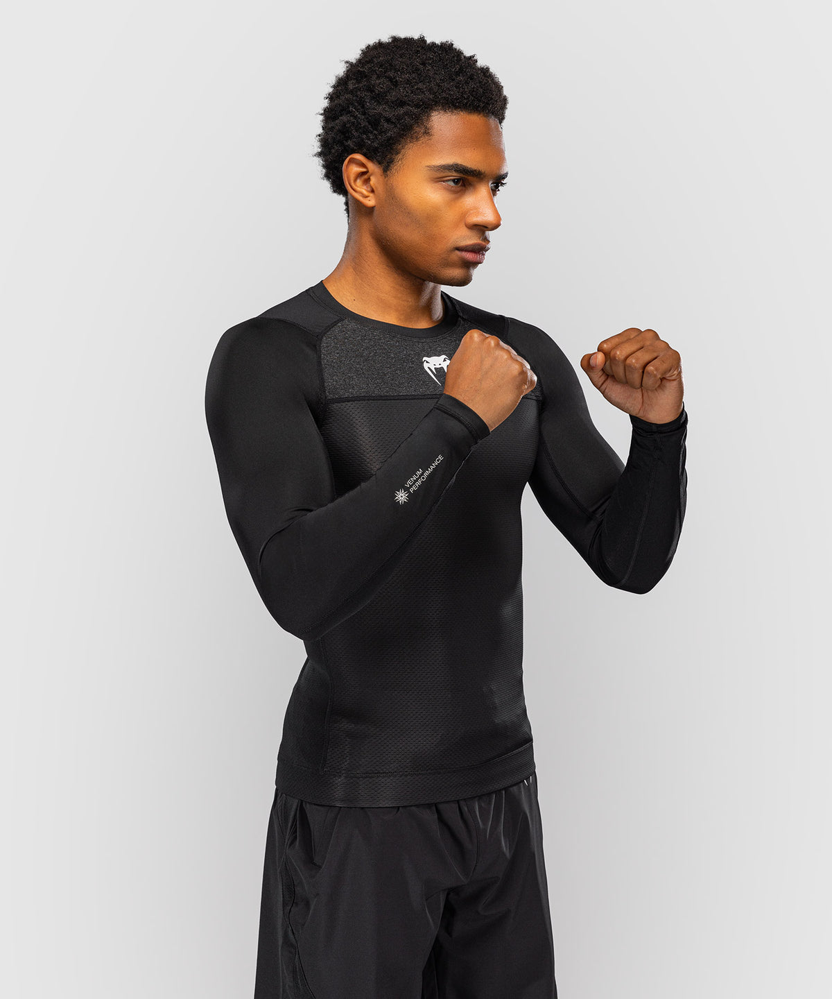 Venum G-Fit Scale Rashguard de manga larga - Negro