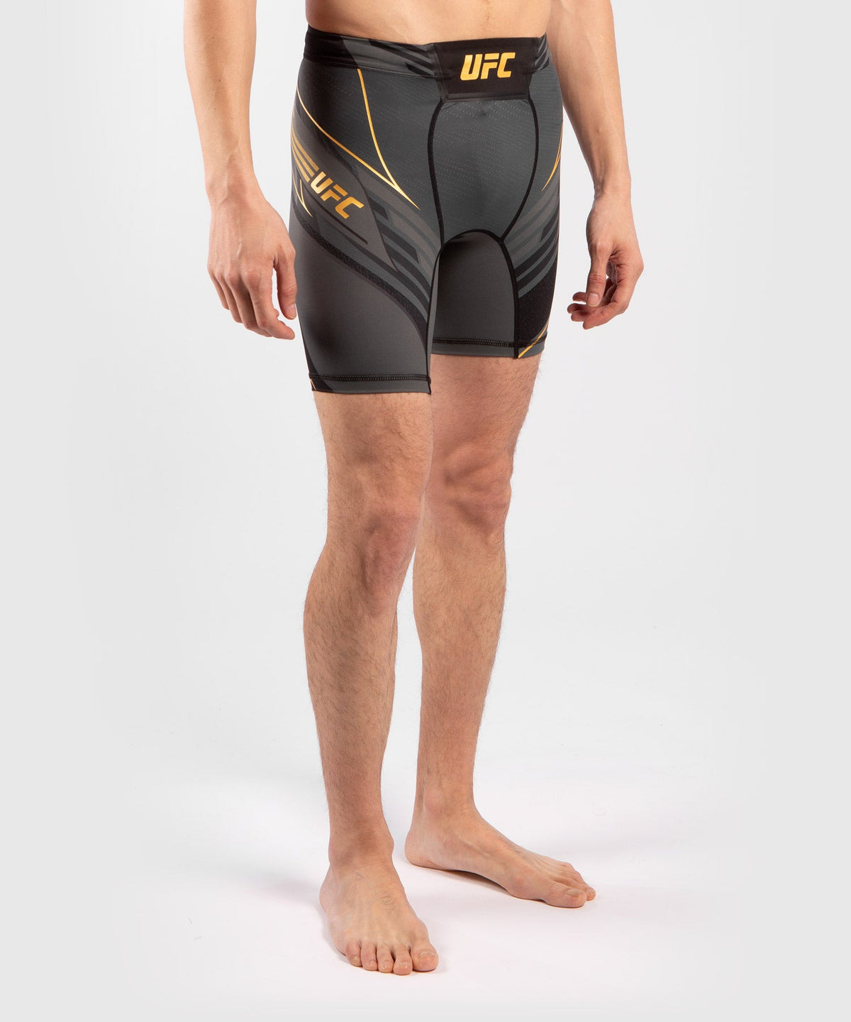 UFC Herren Kompressionsshorts Venum Authentic Fight Night - Short Cut - Champion