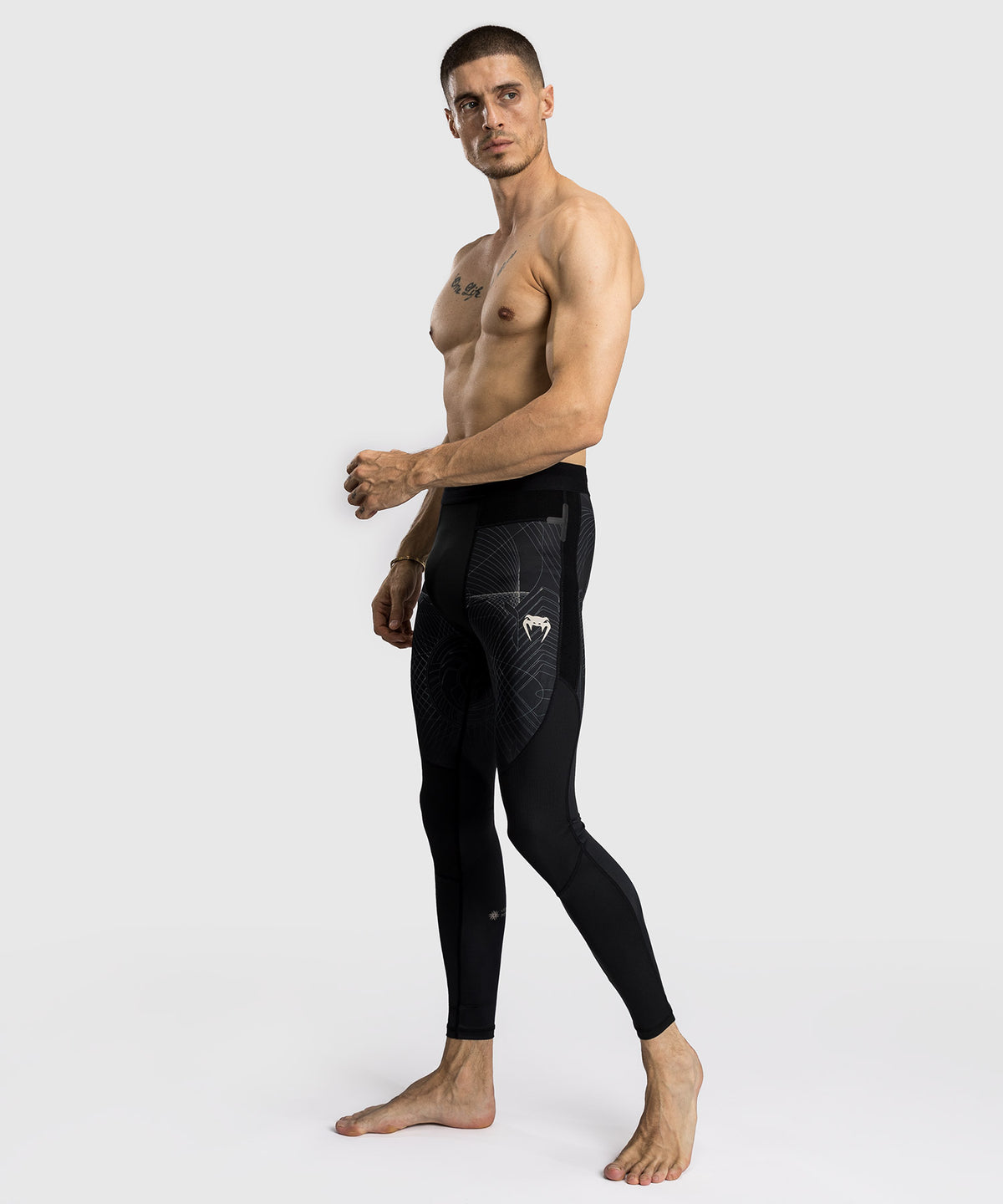 Venum G-Fit Air Spats para Hombre - Negro Profundo/Arena del desierto