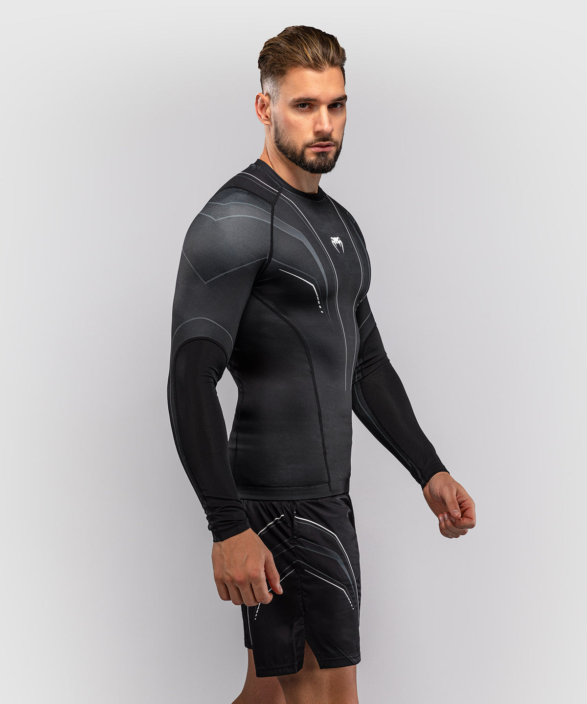 Venum Streamline Long Sleeve Rashguard - Black/White
