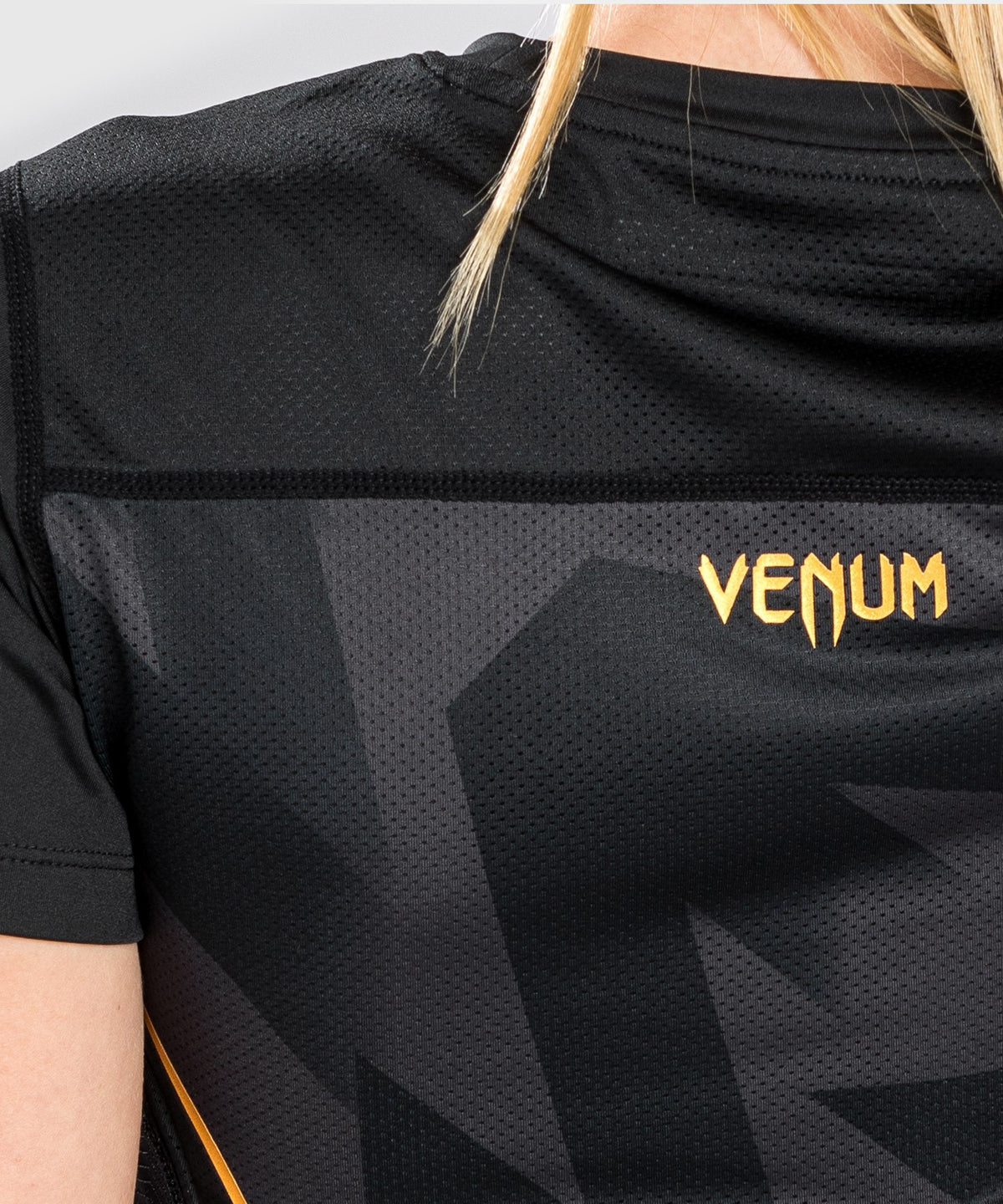 T-Shirt Dry Tech Venum Razor - Pour Femmes - Noir/Or