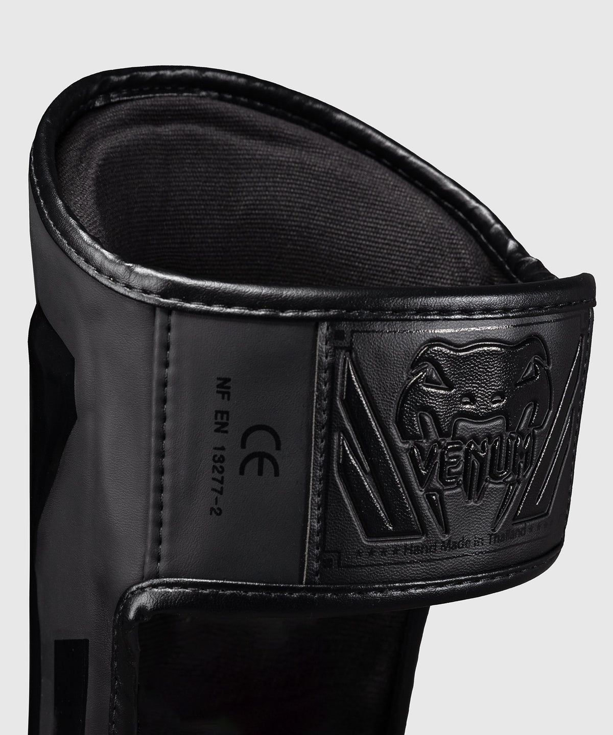 Venum Elite Standup Shin Guards - Matt/Schwarz