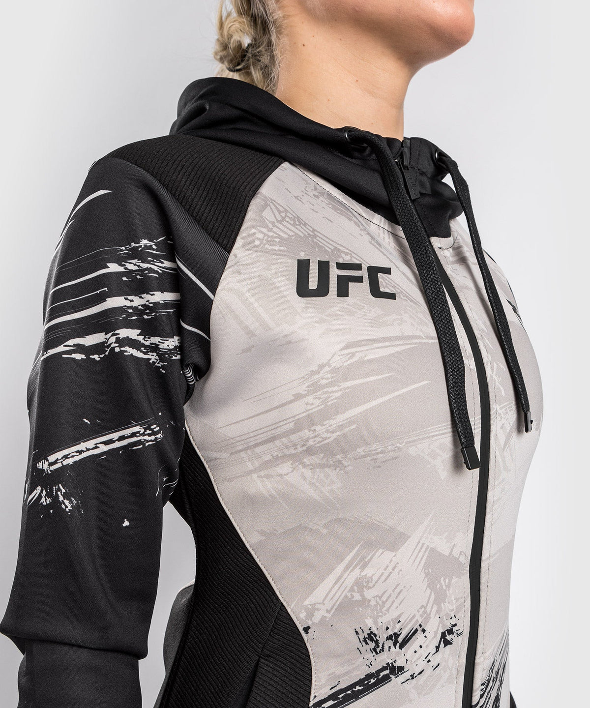 Sweatshirt Zippé pour Femmes UFC Venum Authentic Fight Week 2.0 - Noir/Sable