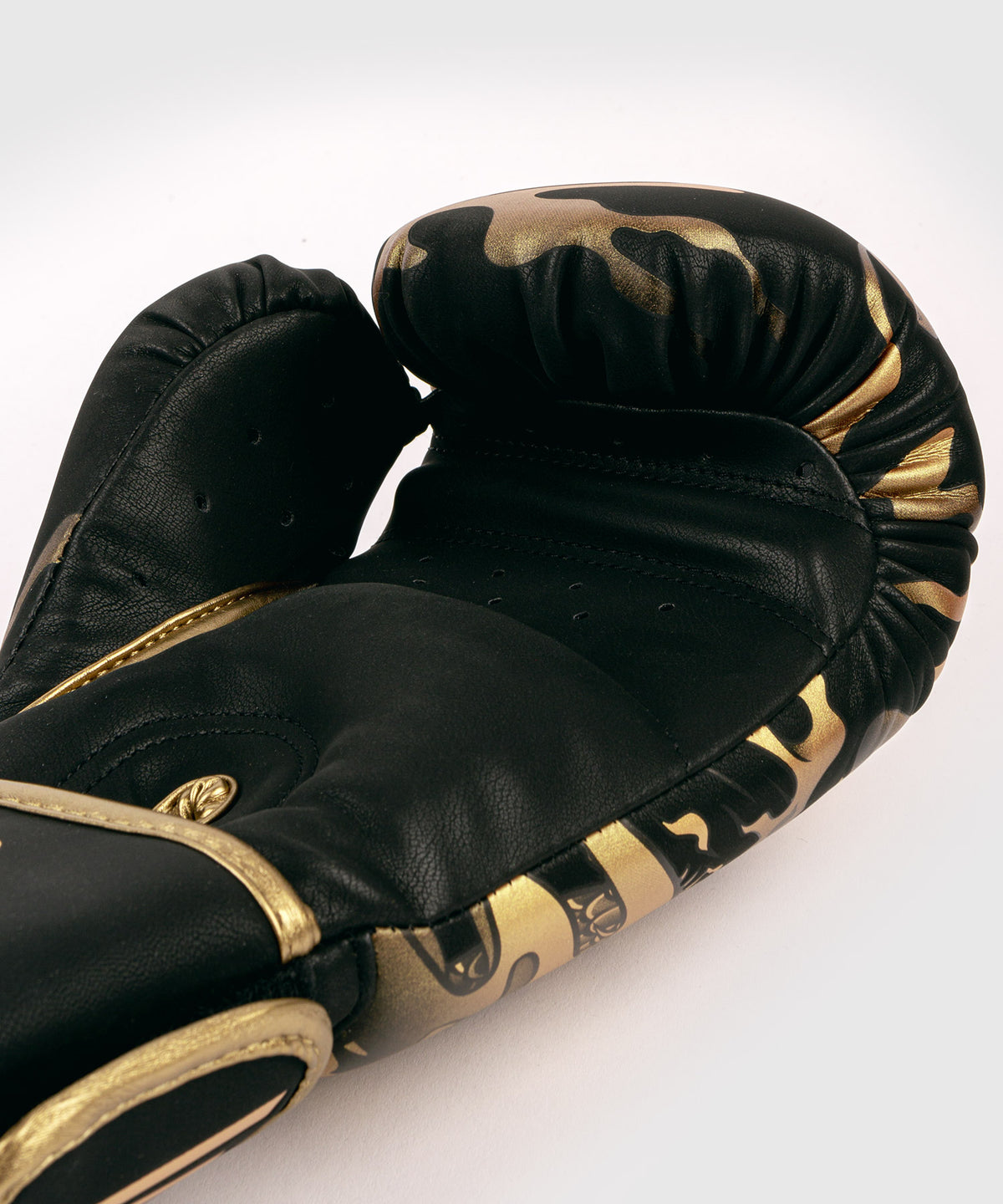 Venum Impact Dragon's Flight Guantes de boxeo - Negro/Bronce