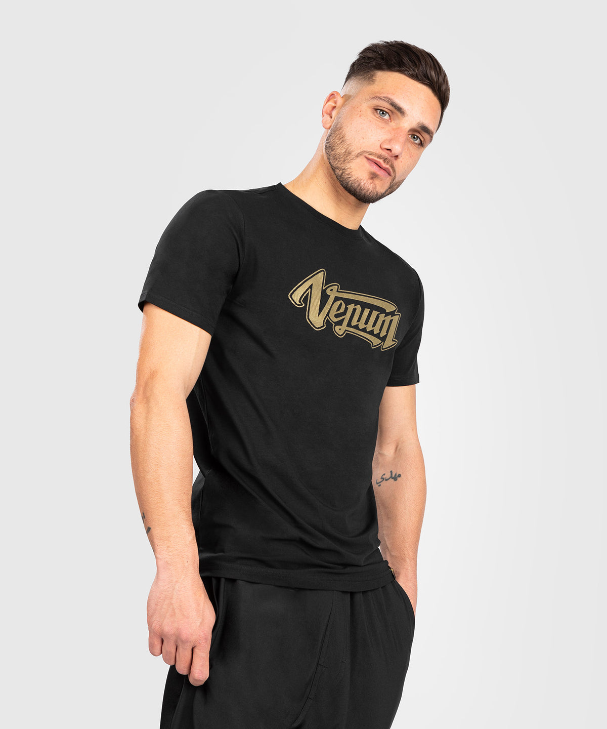 Venum Absolute 2.0 T-Shirt – Angepasste Passform – Schwarz/Gold