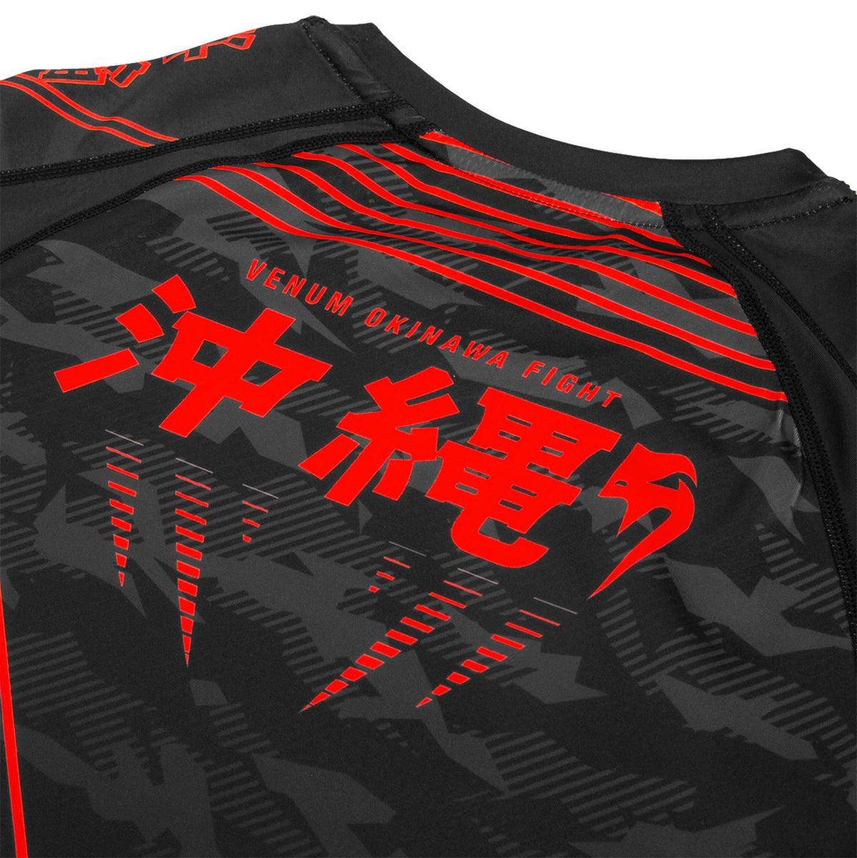 Rashguard Venum Okinawa 2.0 - Manches Longues - Noir/Rouge