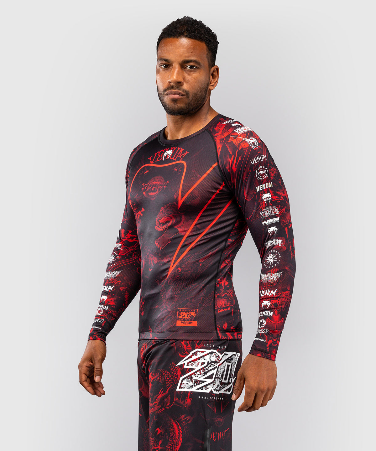 Venum 20th Anniversary Rashguard Manga Larga - Negro/Rojo