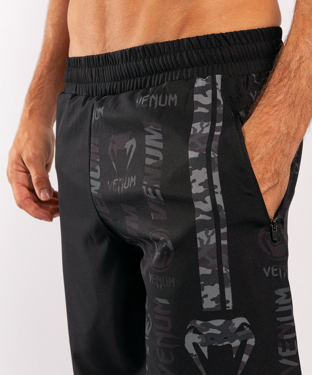 Venum Logos Sportshorts - Schwarz/Urban Camo